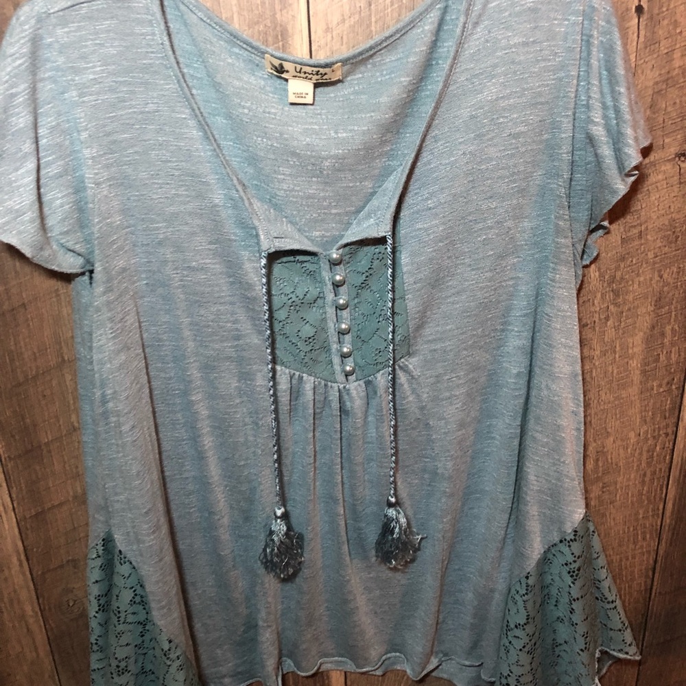 *BOGO*Women’s Size Large Blouse